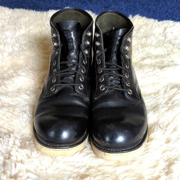 Red Wing Shoes Other - Red Wing 8165 Round Toe Heritage Boots